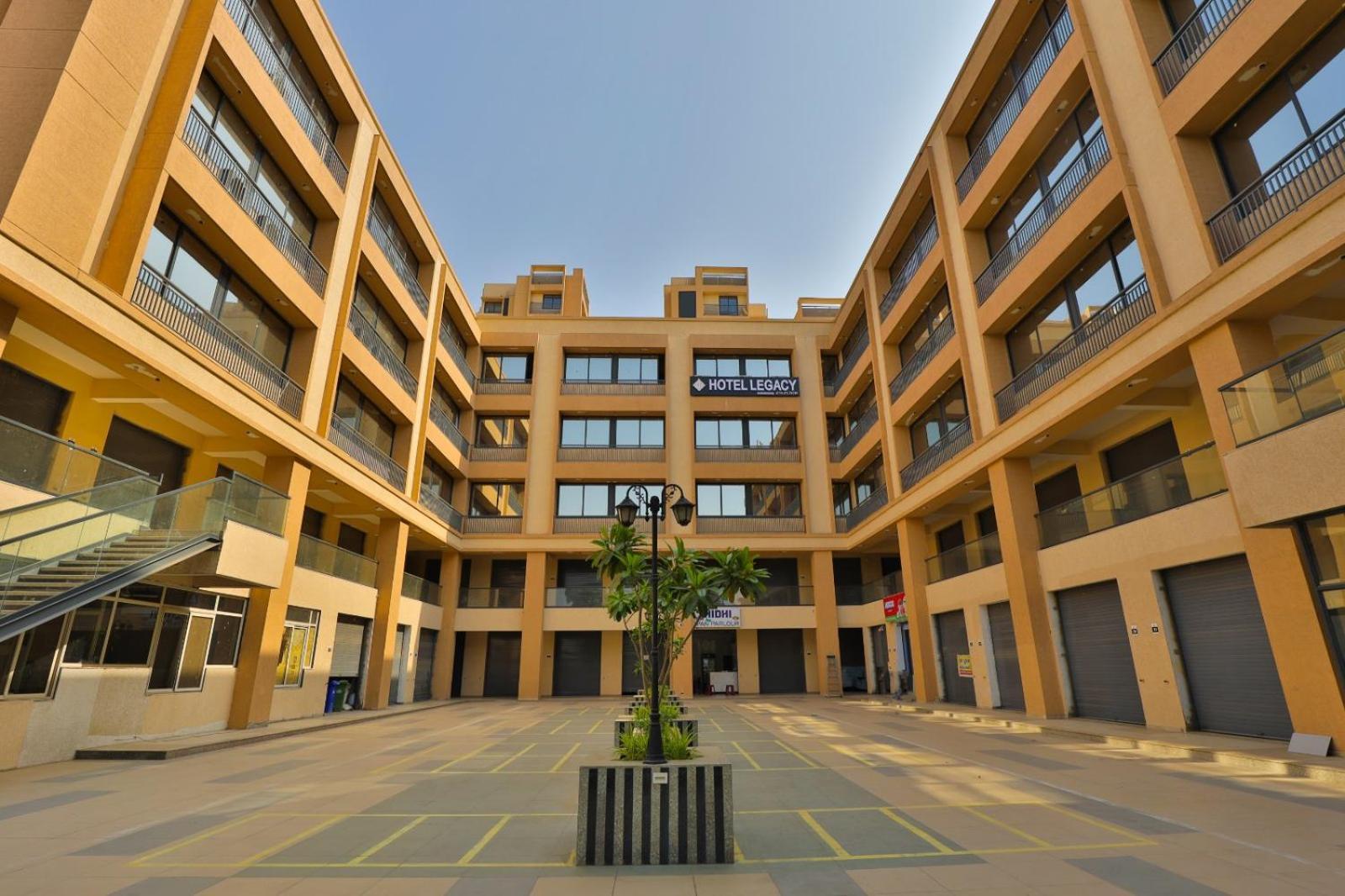 Hotel Legacy Ahmedabad Extérieur photo