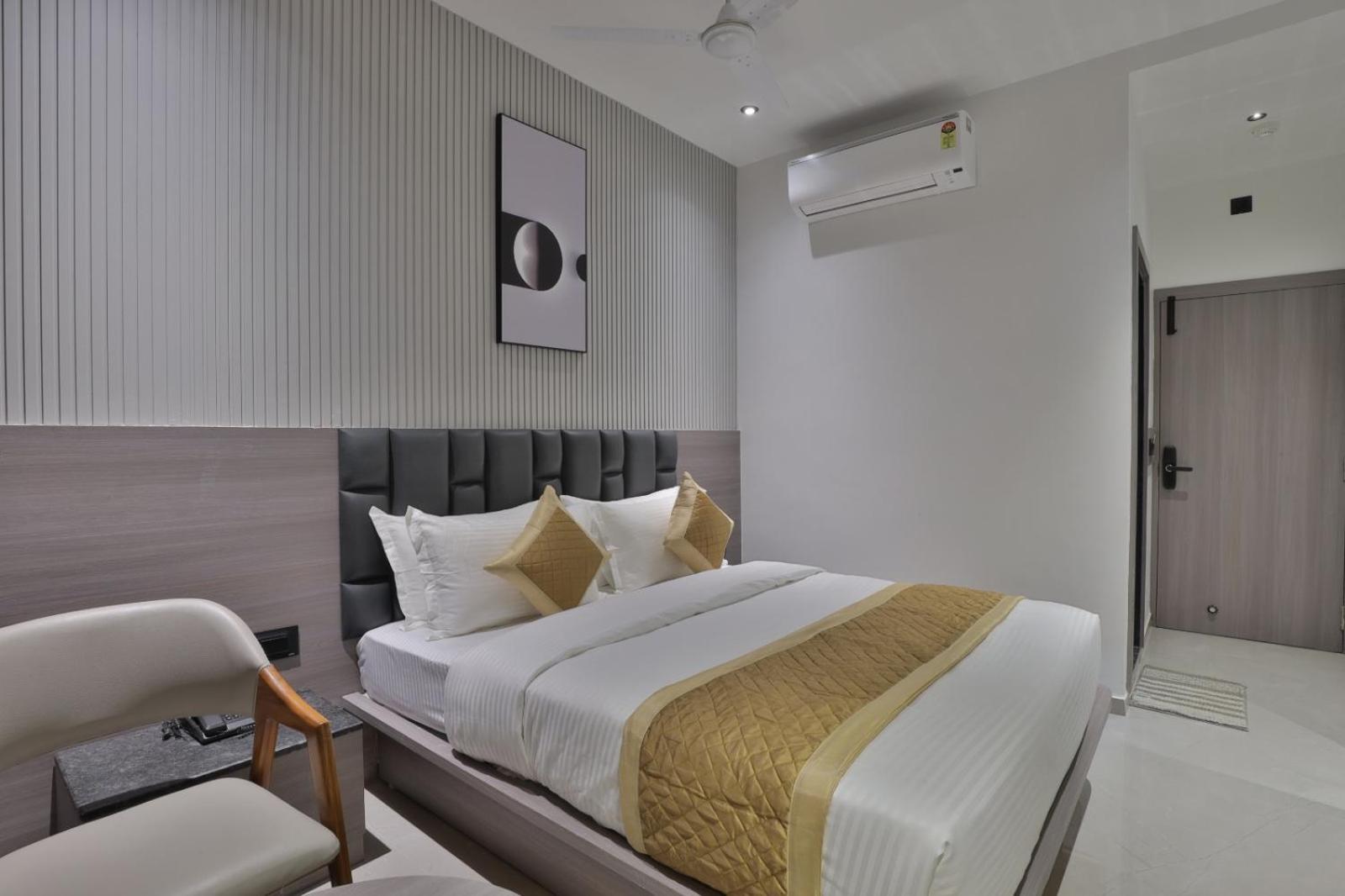 Hotel Legacy Ahmedabad Extérieur photo